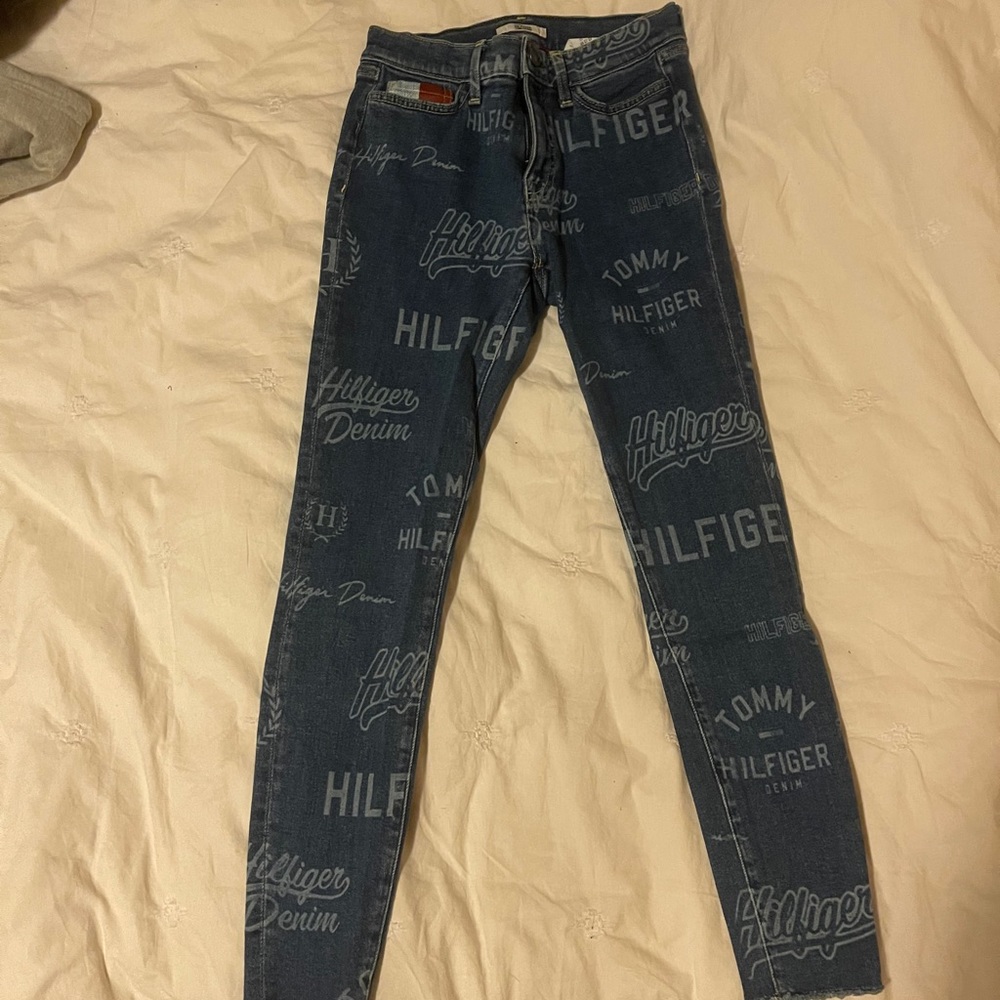 High Waisted Tommy Hilfiger Logo Jeans